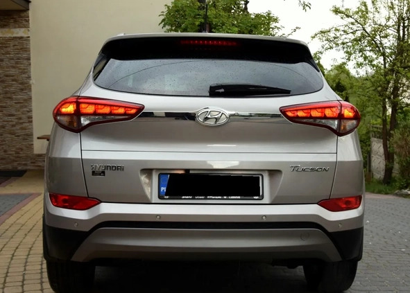 Hyundai Tucson cena 78700 przebieg: 67000, rok produkcji 2017 z Kielce małe 326